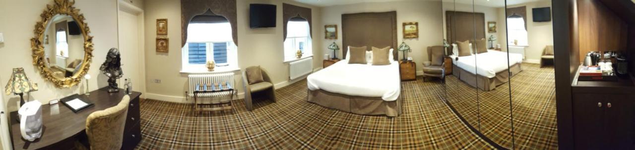 The White Hart Hotell Great Yeldham Eksteriør bilde